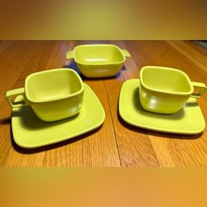 Vintage Arrowhead EverWare cups & saucers x 2 + 1 snack bowl - chartreuse green